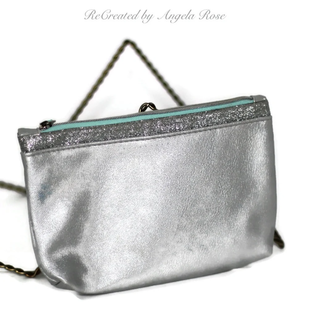 Ipsy Cosmetic Bag Silver and Blue …